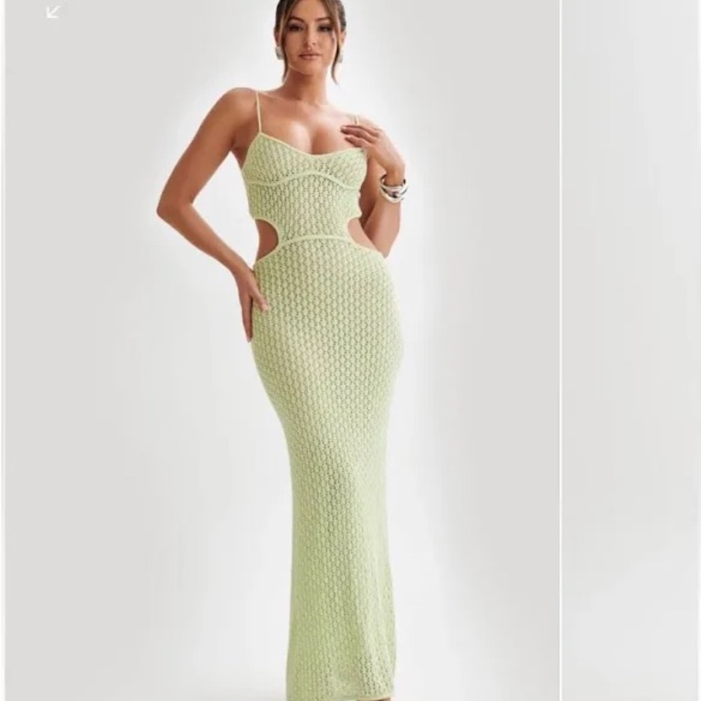 Elegant Green Cutout Maxi Dress